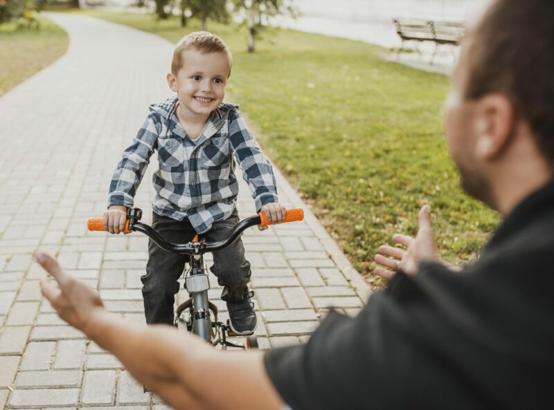 Cẩm nang mua xe đạp cho trẻ em