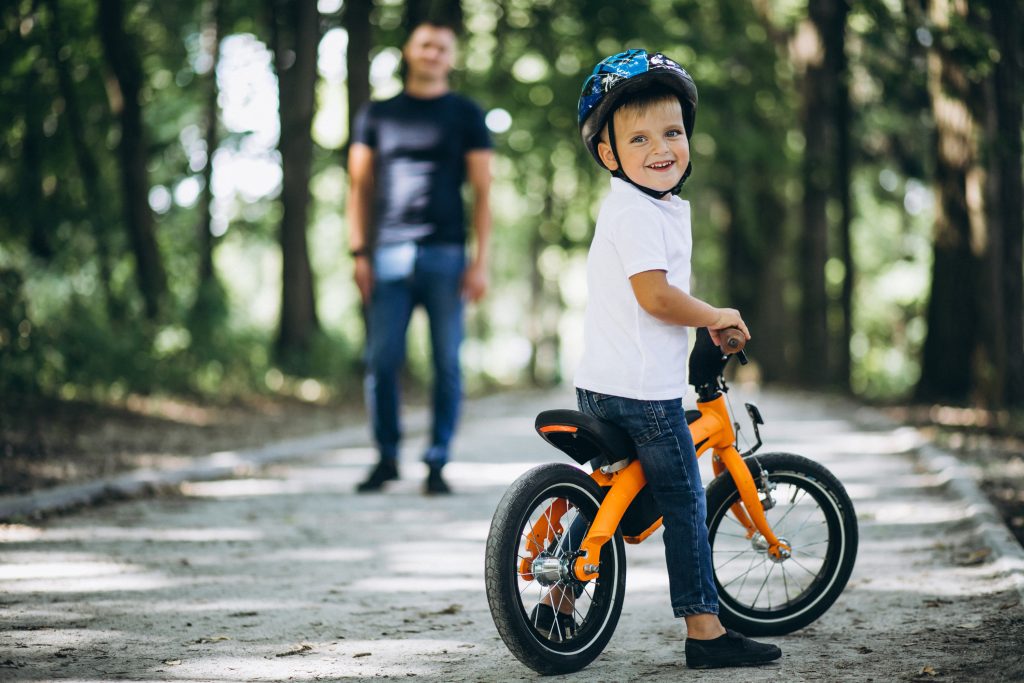 Đạp xe giúp xương khớp trẻ chắc khoẻ